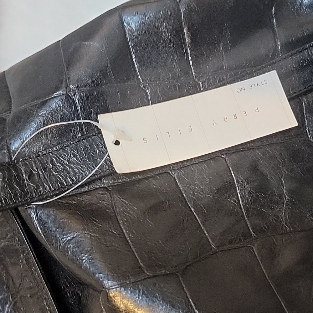 Elegant Vintage Black Leather Croc-Embossed Women's Tote Bag - Picture 11 of 15